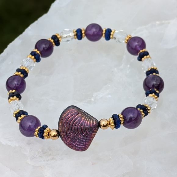 Elegant Purple and Gold Beaded Bracelet - Picture 1 of 4